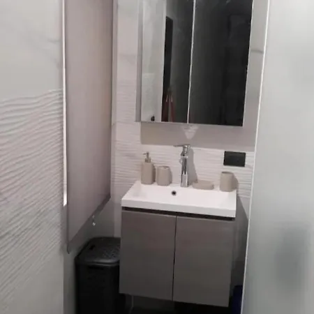 Apartamento Pshome Augusta